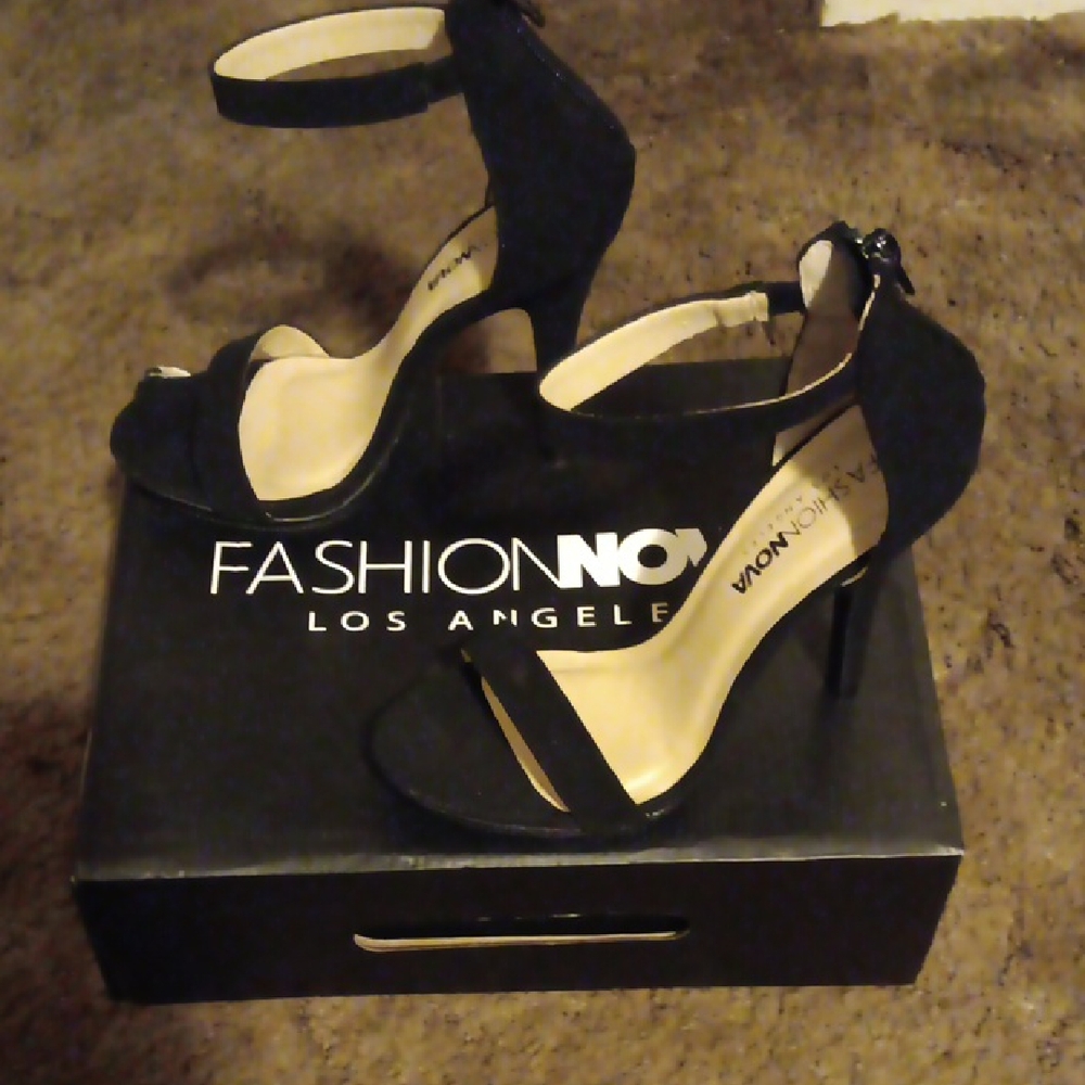 Fashion Nova Black Women's Heels